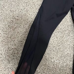 Lululemon Capri legging with mesh detail on back of calf